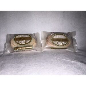 L'Occitane Amande Almond Cleansing & Exfoliating Body Bar Soap 1.7 Oz - 2 NEW